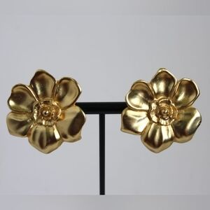 Vintage Clip On Earrings Large Gold tone Flowers Wedding Jewelry